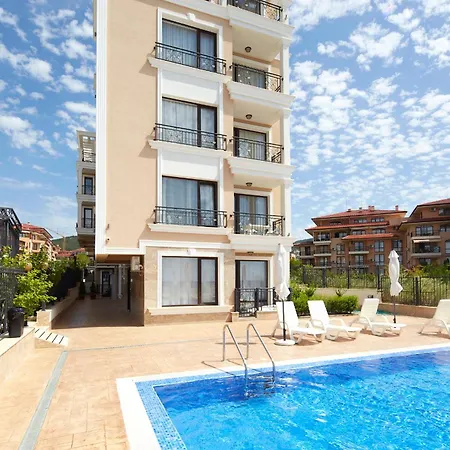 Mary Beach Resort Premium Apartments