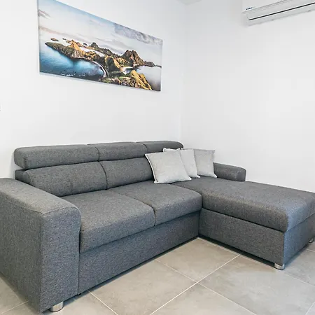 아파트 Mary - Polarstar Real Estate *