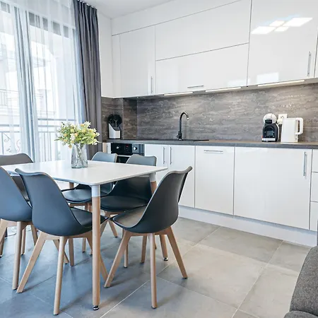 아파트 Mary - Polarstar Real Estate *